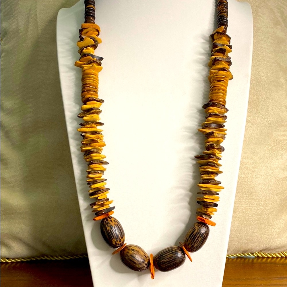 10/$10 Natural wood Beaded Necklace